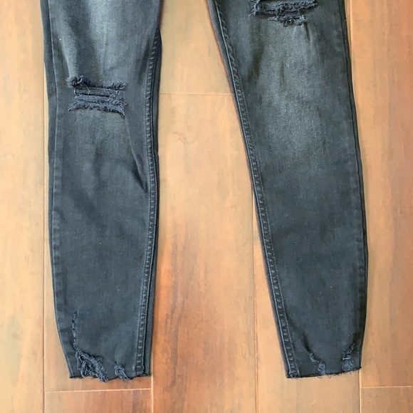 Free people distressed raw hem skinny jeans - Picture 3 of 11